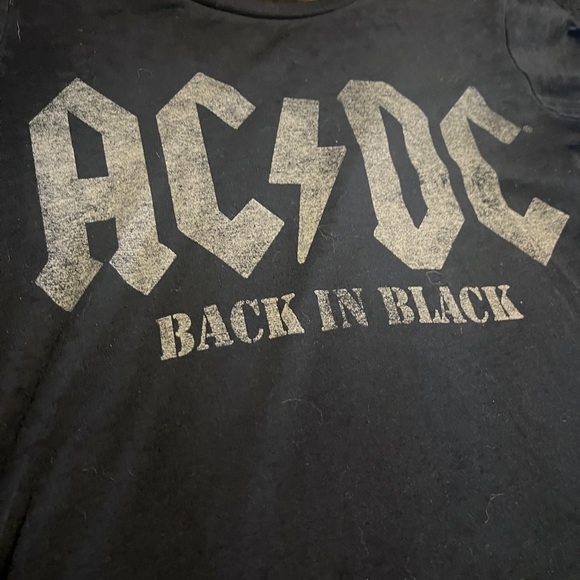 AC/DC  Back In Black Women’s T-Shirt size Small - Picture 2 of 4
